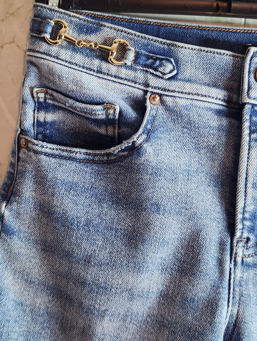 EXPRESS Mid Rise Skinny Jeans - Picture 3 of 14